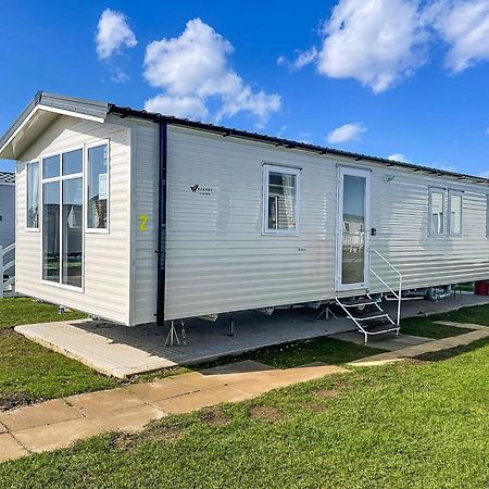 Hotel Lovely 8 Berth Caravan For Hire At Barmston Beach Holiday Park Ref 62002O Lund Exteriér fotografie