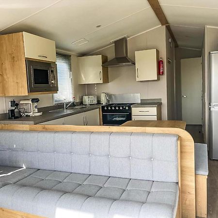 Hotel Lovely 8 Berth Caravan For Hire At Barmston Beach Holiday Park Ref 62002O Lund Exteriér fotografie